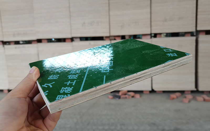 绿色塑面模板